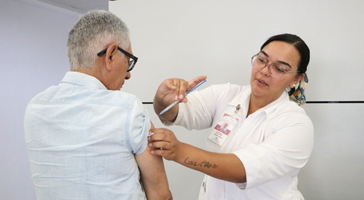 Instalan módulos itinerantes de vacunación en Los Cabos