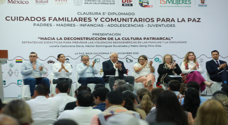 Clausura Gobernador 5° Diplomado de Democracia Familiar orientado a la paz y la convivencia