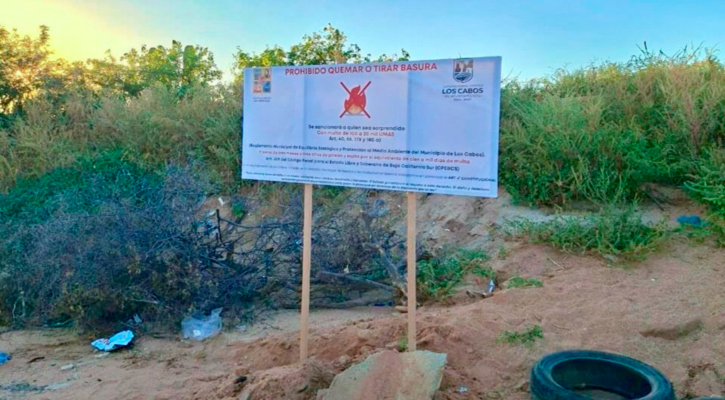 Colocan letreros en colonias de CSL para erradicar tiraderos clandestinos