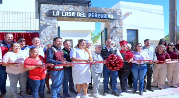 Entrega Christian Agúndez obra de rehabilitación de Casa Peregrino, en SJC