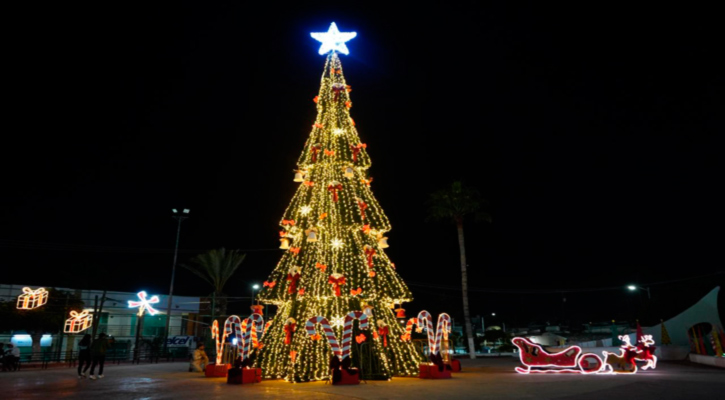 Viven familias cabeñas la magia del Encendido del Árbol Navideño en SJC y Delegaciones Municipales