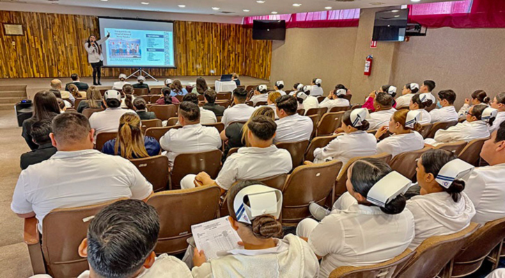 Brindan curso de inducción a pasantes de enfermería que prestarán su servicio social en unidades de estatales de salud en BCS