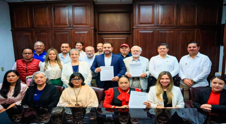 Encabeza alcalde Christian Agúndez firma de acuerdo para impulsar economía circular en Los Cabos