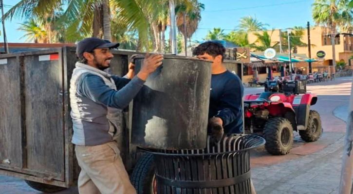 Intensifican labores de limpieza en el Centro Histórico de Loreto