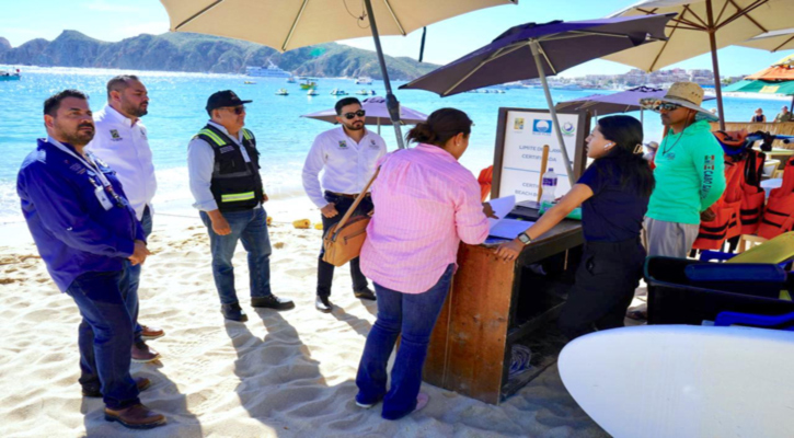 Verifican permisos y documentación para ejercer comercio en playa El Médano y marina de CSL