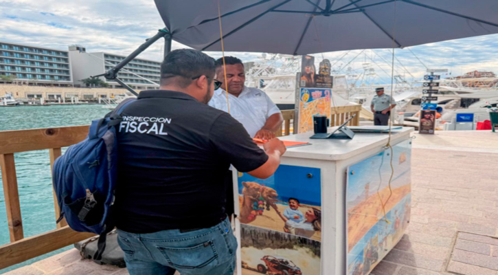 Encabezan autoridades municipales operativo de supervisión en la marina de CSL