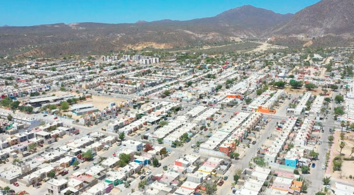 Llama gobierno de BCS a evitar estafas en la compra de terrenos y promueve un desarrollo urbano ordenado