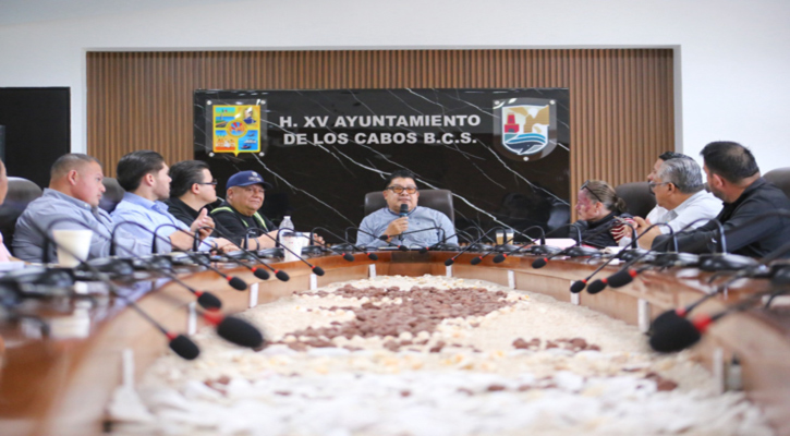 Mantiene Ayuntamiento de Los Cabos acciones para el ordenamiento del tianguis Las Palmas en CSL