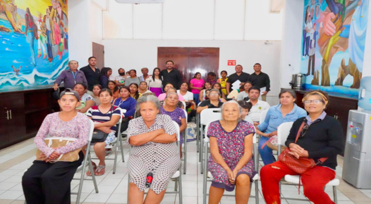 Entrega Atención Ciudadana 42 apoyos asistenciales a familias de CSL