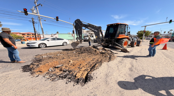 Caza Baches fortalece la seguridad vial en la colonia Guaymitas, en SJC