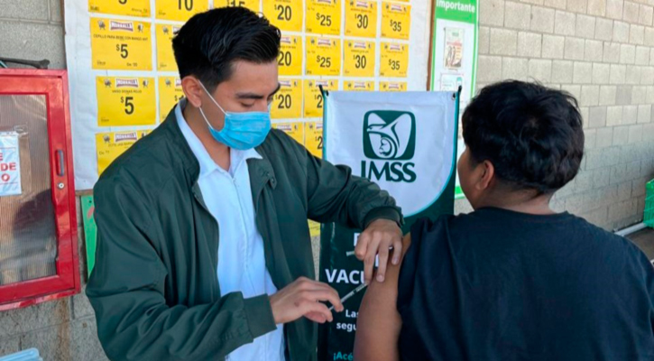 Refuerza IMSS campaña de vacunación contra sarampión en BCS Refuerza IMSS campaña de vacunación contra sarampión en BCS