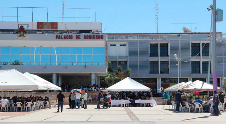 Sigue en receso Sindicato de Burócratas de La Paz; no hay acuerdo con el Estado