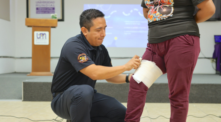 Capacitan a operadores de transporte escolar en primeros auxilios en Los Cabos
