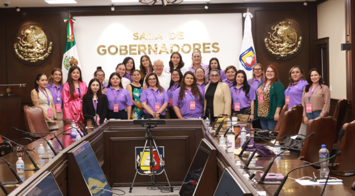 Recibe Gobernador al IV Parlamento de Mujeres de BCS 2026