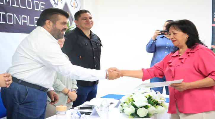 Concluye con éxito curso de habilidades digitales para personas adultas y adultas mayores en la UABCS