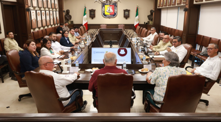 Preside Gobernador de BCS reunión de la Junta de Administración de la JEC