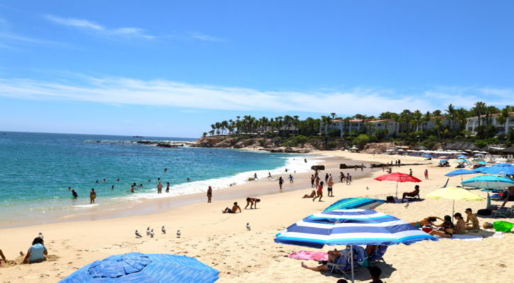 Encabeza alcalde Christian Agúndez recorridos de prevención en playas de Los Cabos por Semana Santa 2026