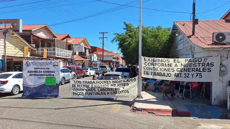 Definitivo, Burócratas de Mulegé van por la demanda del 13% de incremento salarial