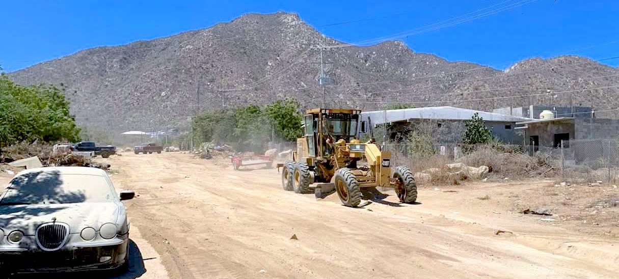 Rehabilita Servicios Públicos más de 87 km de brechas y caminos vecinales en SJC