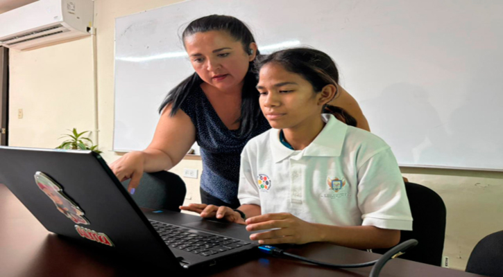 Promueve en La Paz inclusión laboral con prácticas para jóvenes con discapacidad