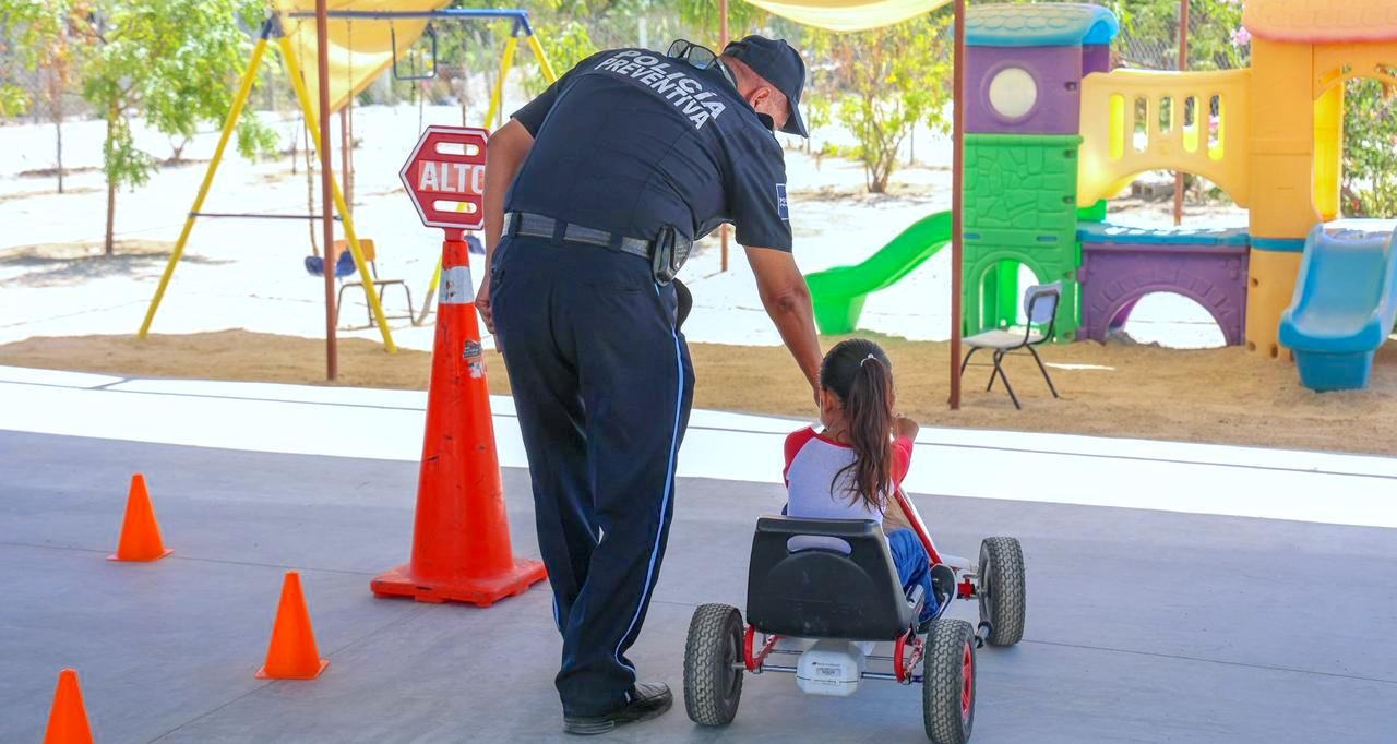 Imparte Policía Municipal de Los Cabos curso de educación vial a alumnos de preescolar