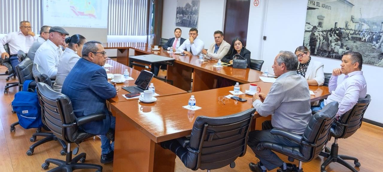 Gestiona Sindicatura de Los Cabos regularización de colonias y predios ante Fifonafe