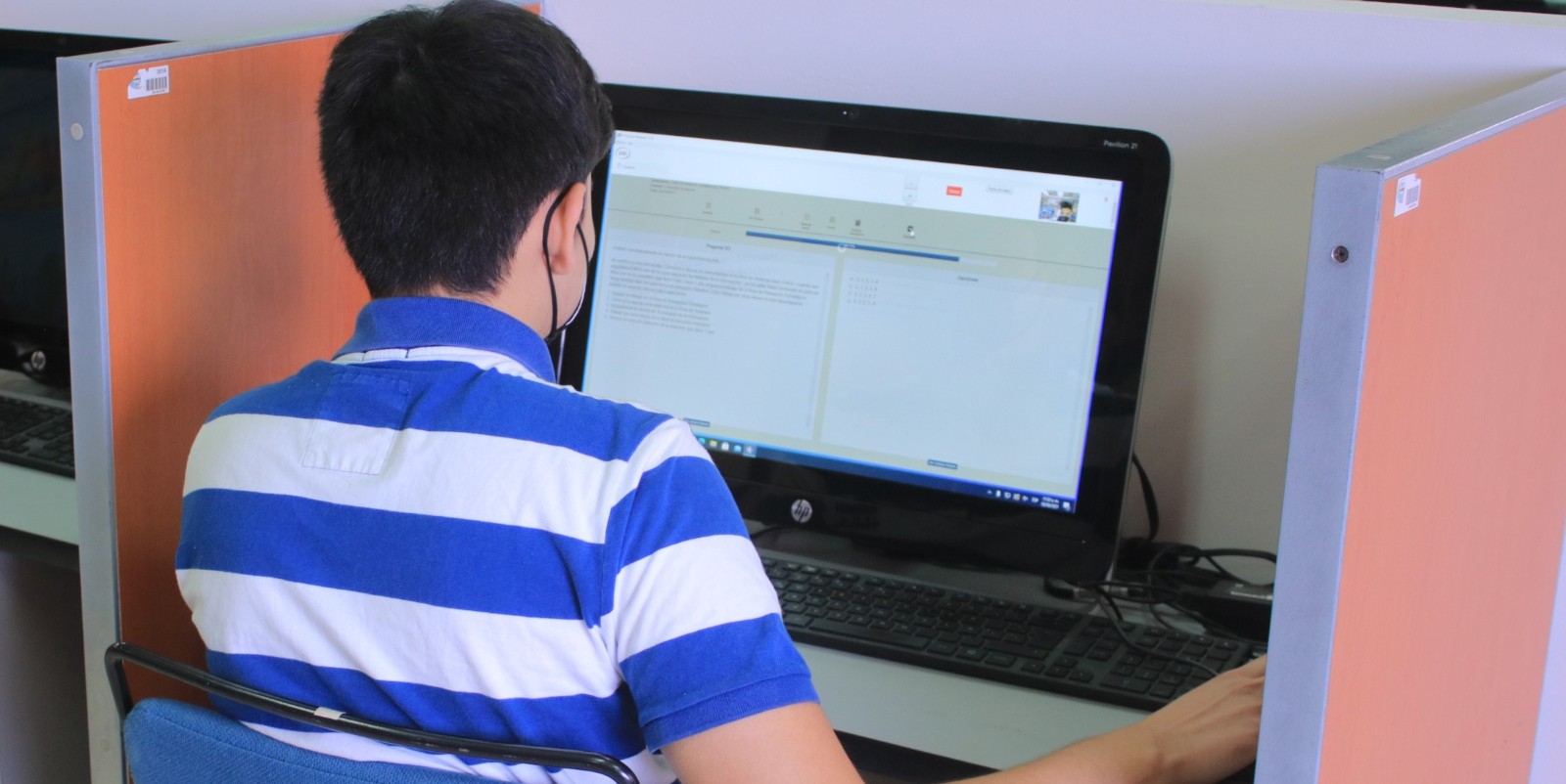 UABCS avanza en proceso de admisión con aplicación del examen psicométrico en línea