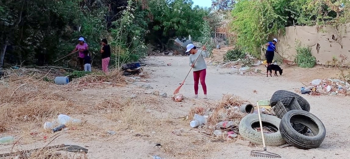 Realiza Servicios Públicos jornada de limpieza en arroyo de Ampliación Las Palmas