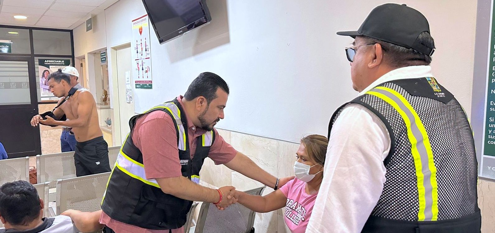 Autoridades recorren hospitales para brindar atención directa a víctimas de atropellamiento en CSL; quedan 7 hospitalizados