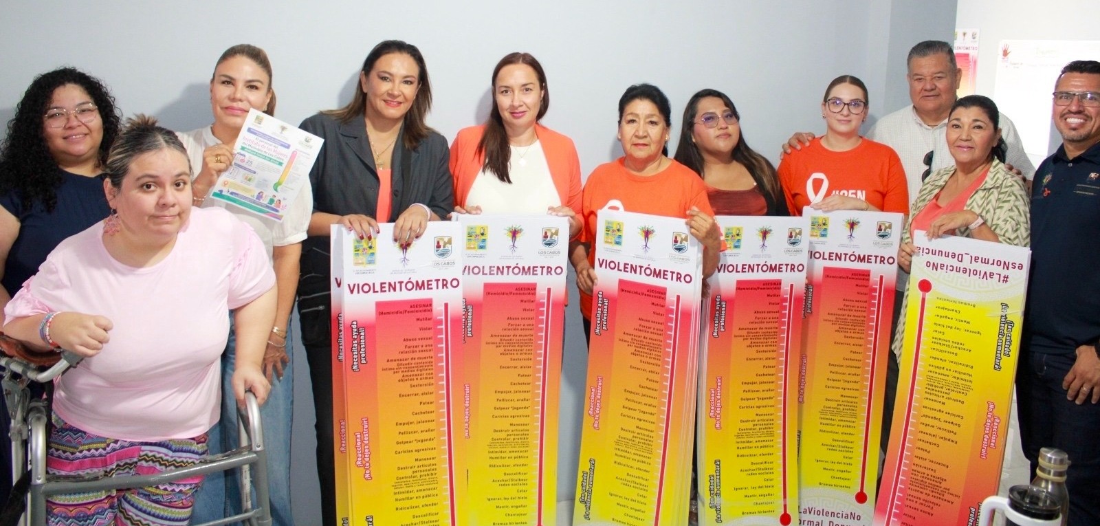 Acercan el Violentómetro y la Línea Naranja a más de 70 dependencias de Los Cabos