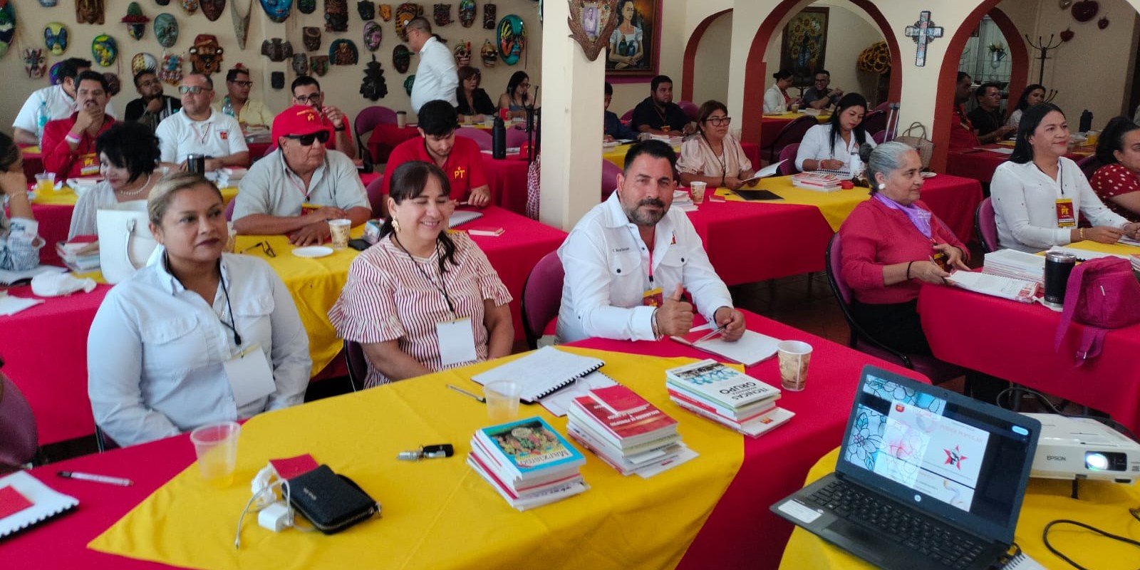 Llevó a cabo el PT de BCS exitosa jornada de su Escuela de Cuadros