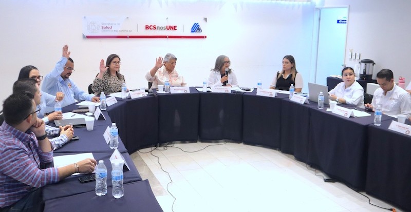 Fortalecerán atención en hospitales estatales con equipos portátiles de rayos X, con inversión superior a 9 mdp