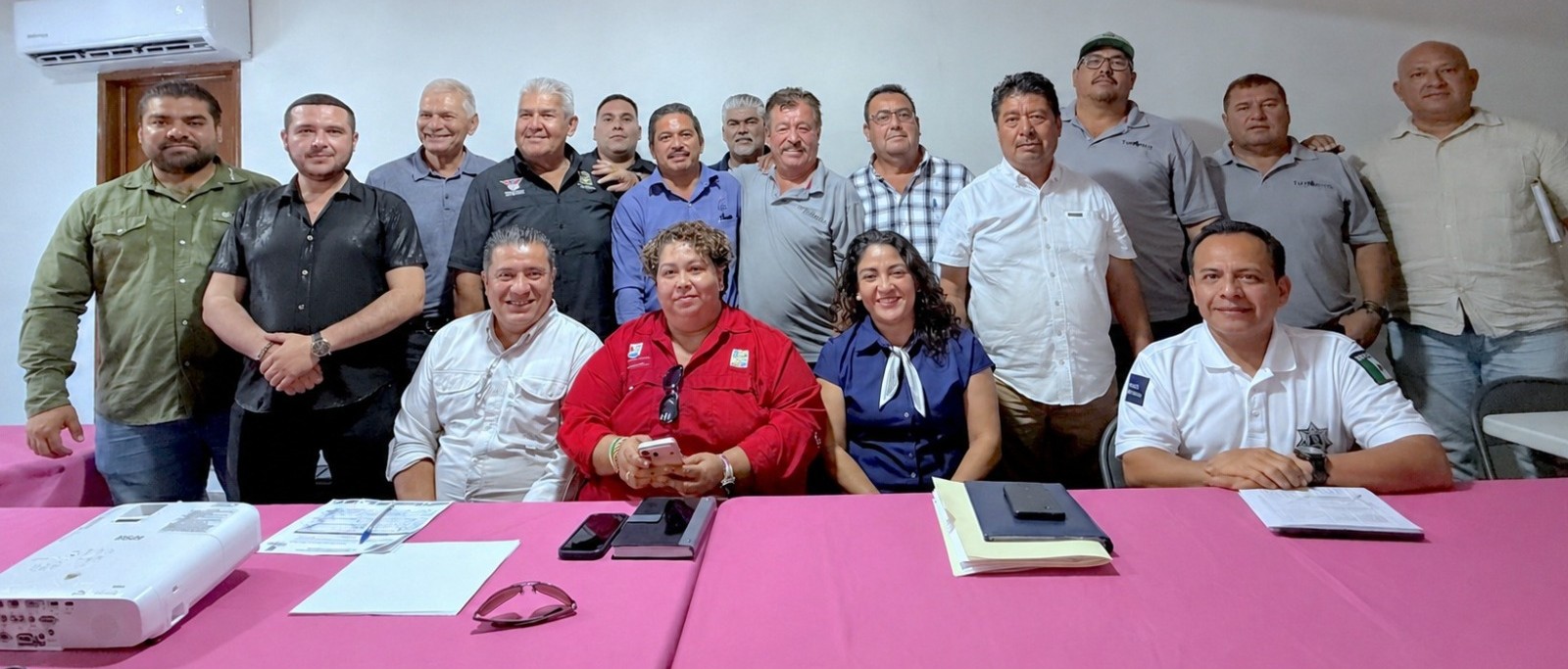 Abre Comisión Edilicia de Transporte de Los Cabos mesa de diálogo sobre actualización tarifaria