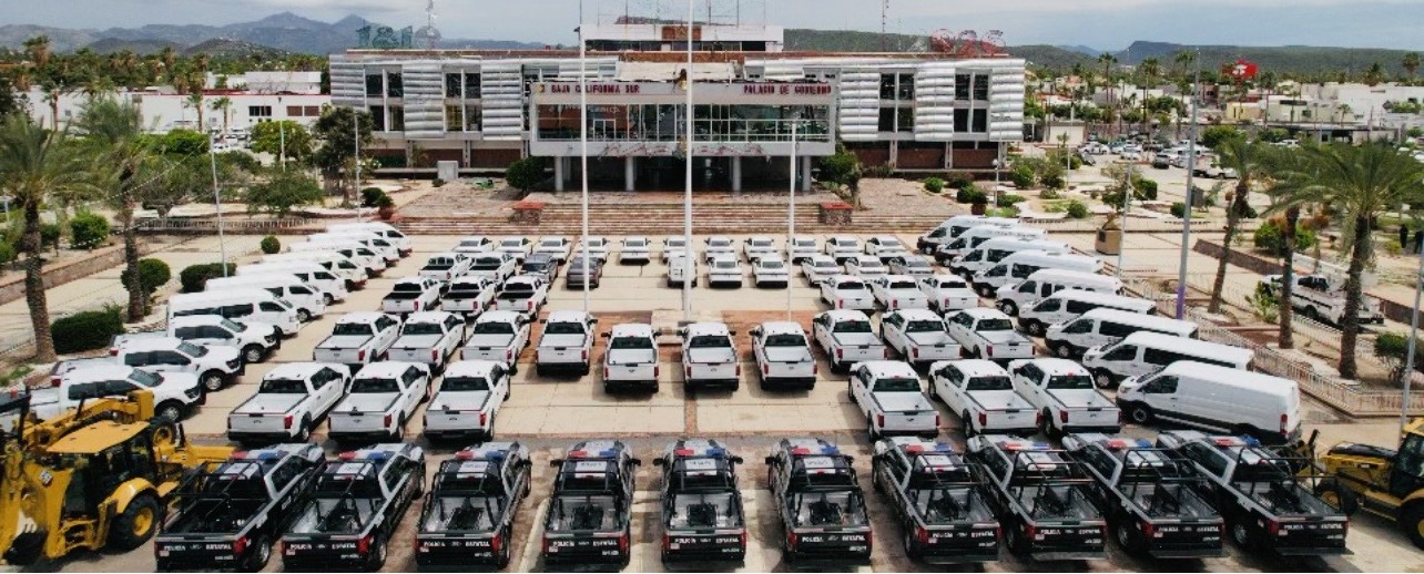 Fortalece gobierno de BCS capacidad operativa con 81 vehículos y maquinaria por más de 106 mdp