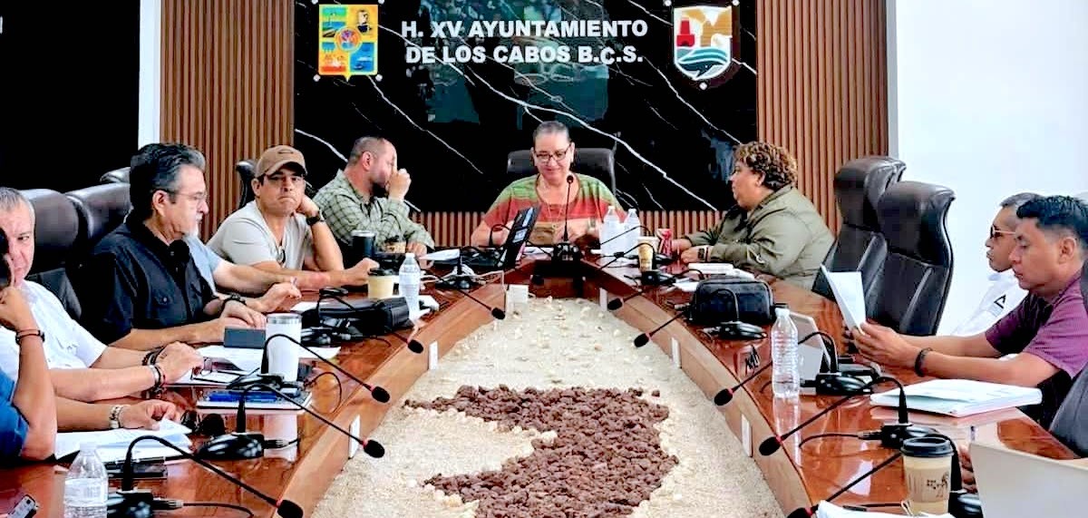 De manera colegiada, atiende Consejo Municipal de Los Cabos solicitudes de giros restringidos