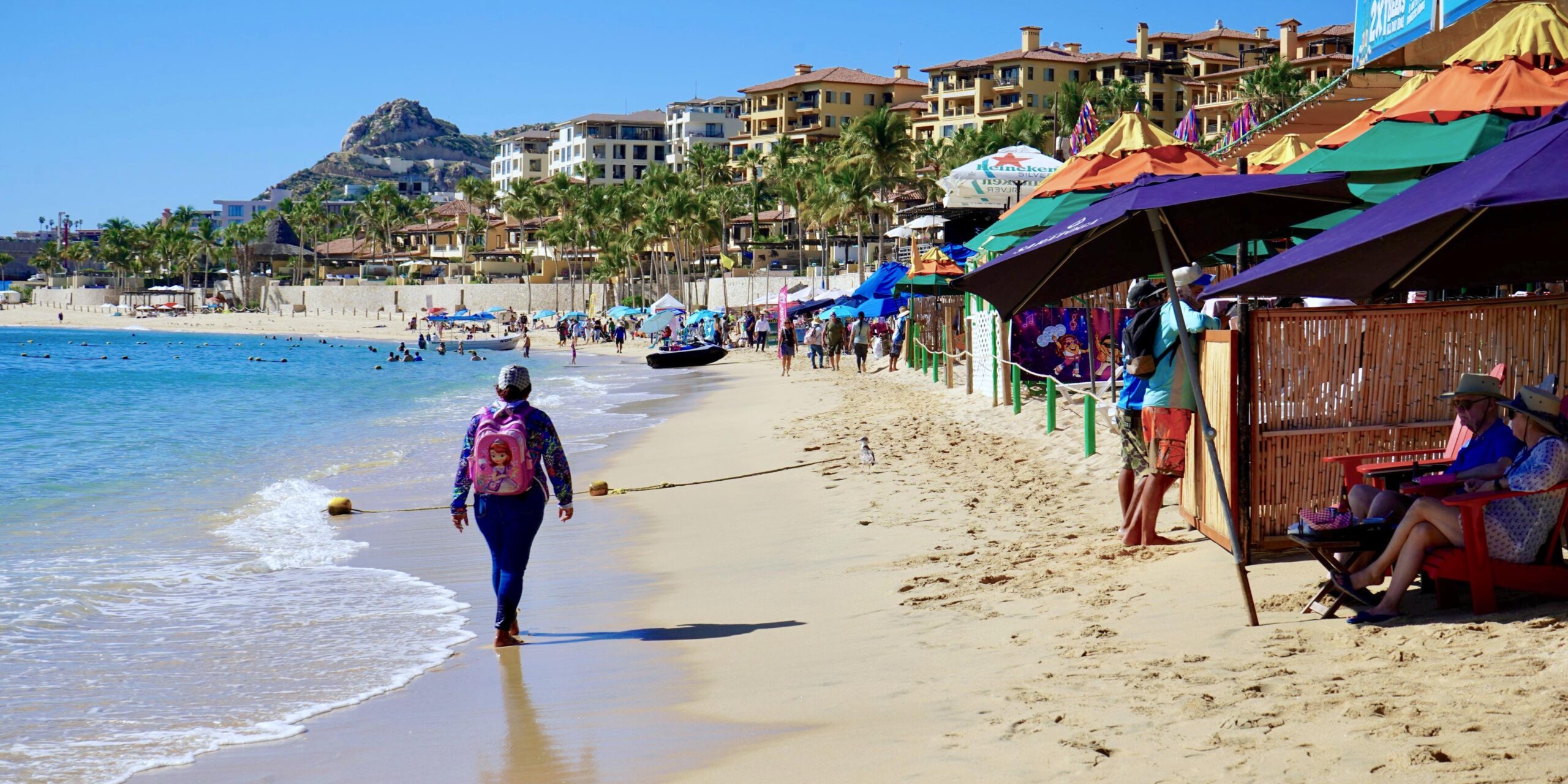 Garantiza gobierno de Los Cabos libre tránsito y atención de emergencias en playa El Médano