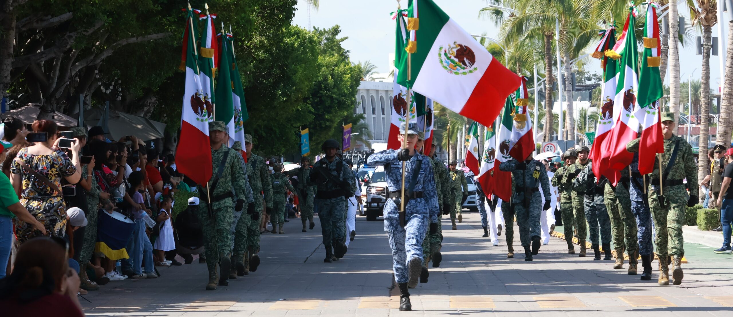 Refrenda Gobernador valores de identidad nacional en el 216 aniversario del inicio de la Independencia de México