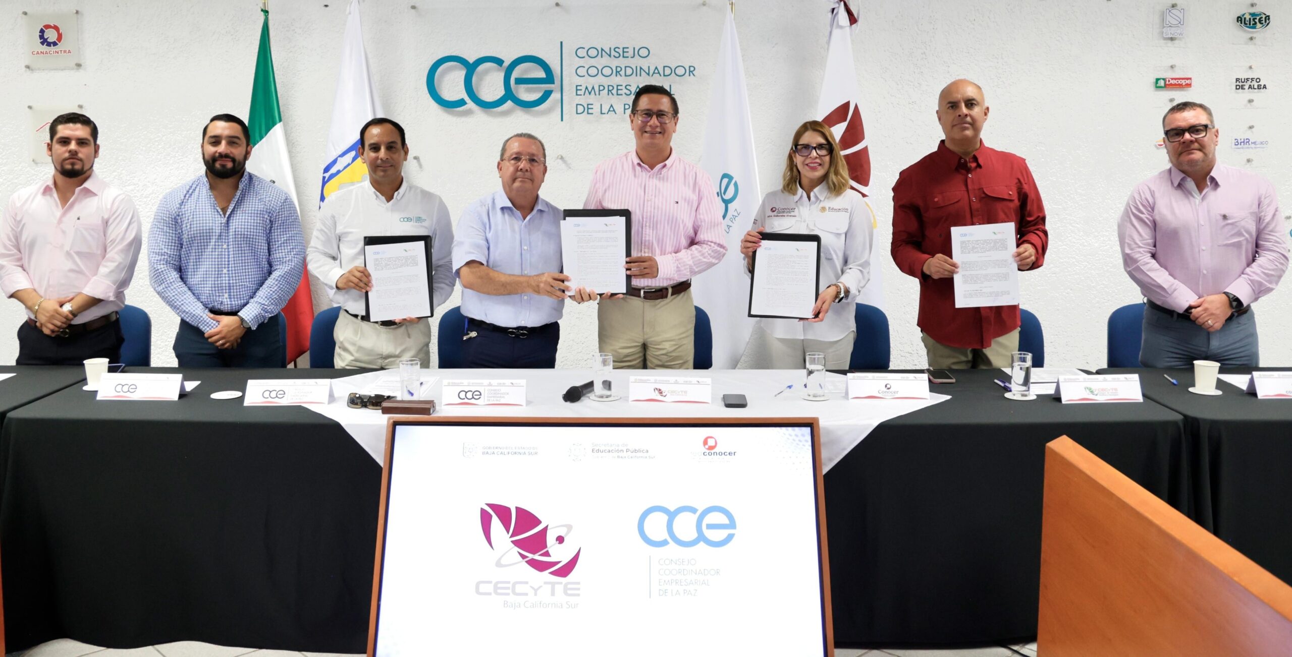 Vincula Cecyte de BCS formación estudiantil con el sector empresarial