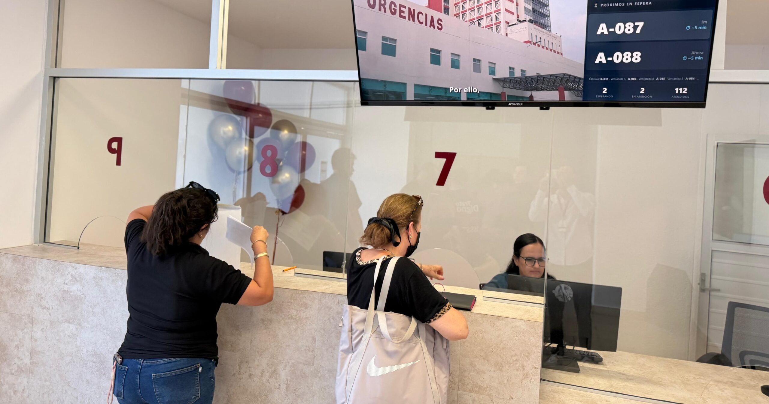Pone en operación Issste cuatro nuevas ventanillas de farmacia en la CMF La Paz