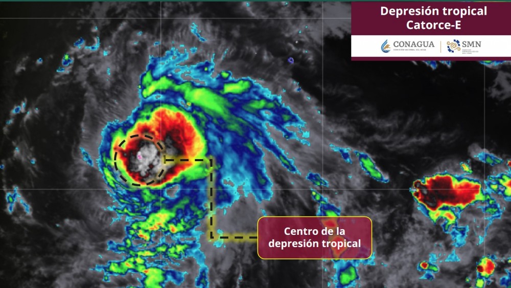 La depresión tropical 14-E lejos de costas mexicanas