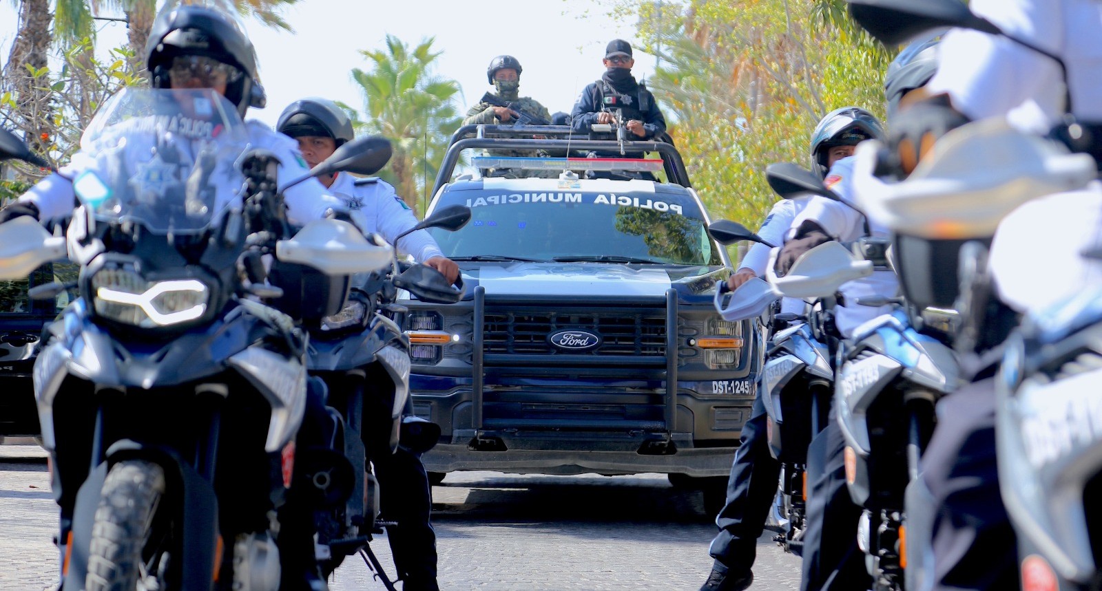 Garantiza Ayuntamiento de Los Cabos orden y seguridad durante festejos del Mes Patrio