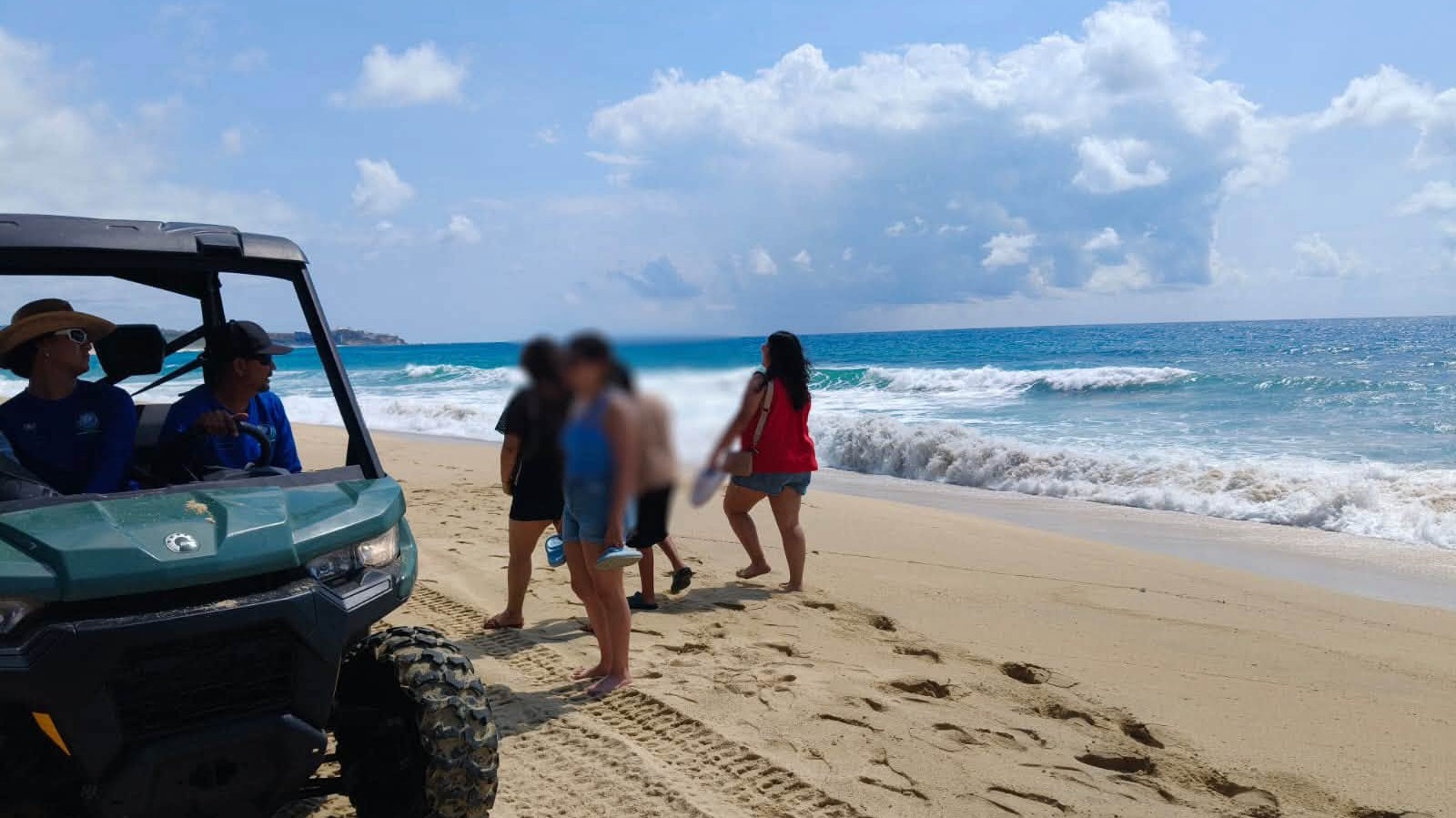 Mantiene gobierno de Los Cabos cierre preventivo de playas ante efectos del huracán “Polo”