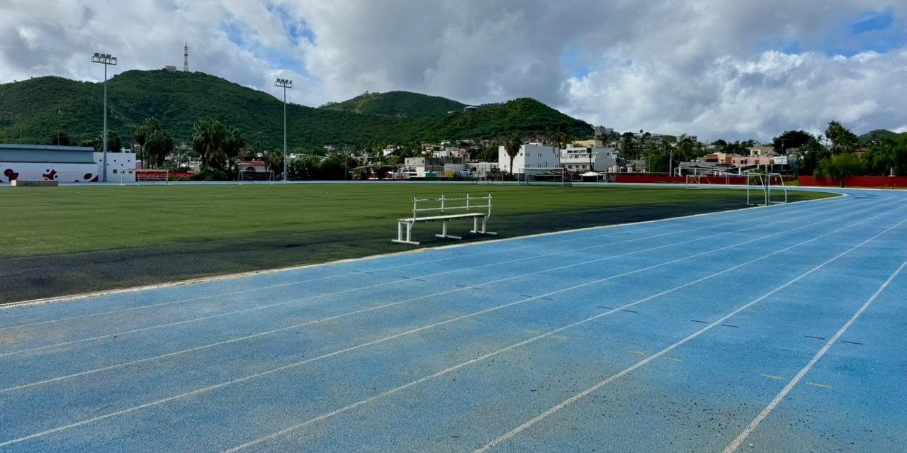 Con limpieza integral reactivan actividades en la Unidad Deportiva Leonardo Gastélum, en CSL Con limpieza integral reactivan actividades en la Unidad Deportiva Leonardo Gastélum, en CSL